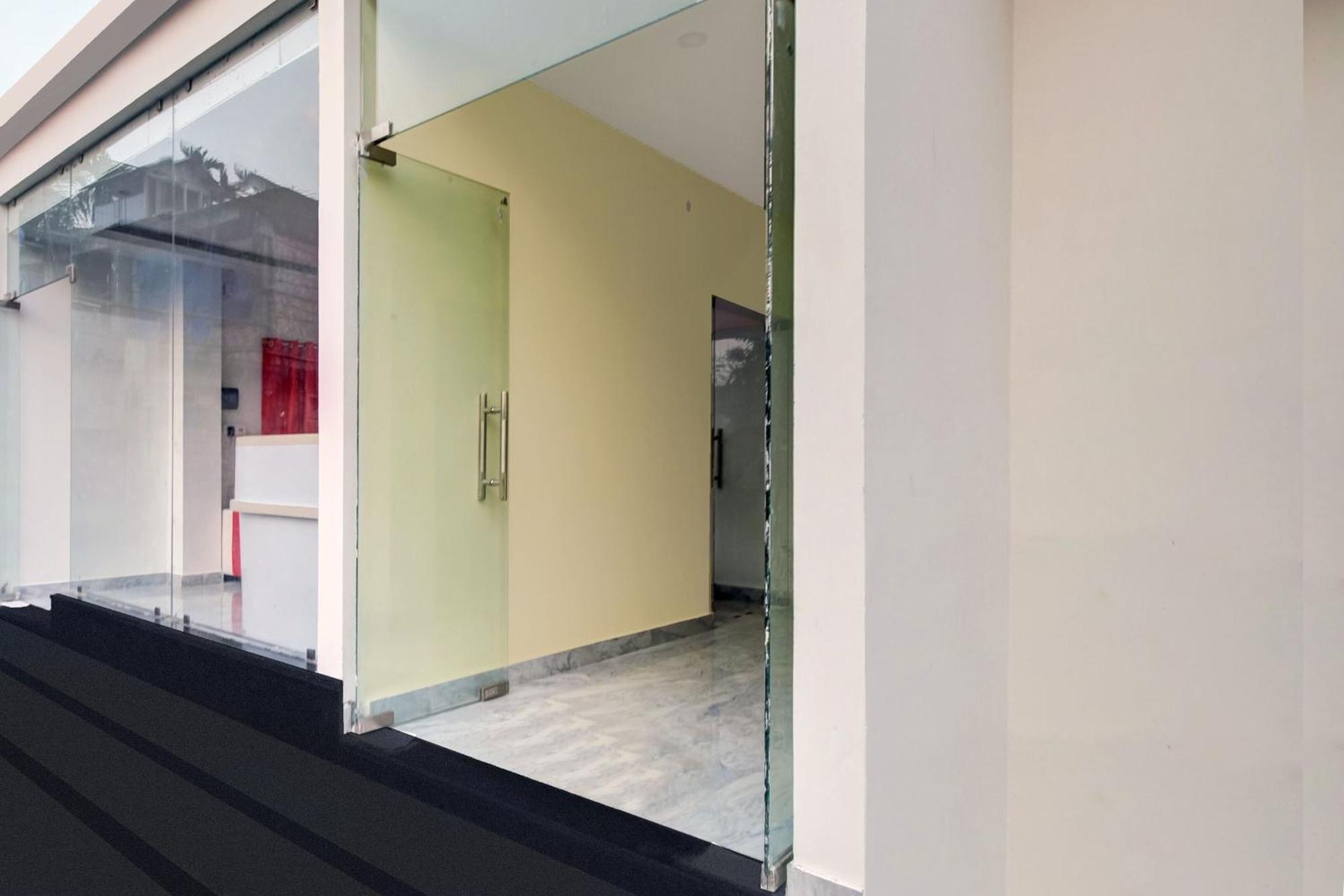 Super Hotel O Sai D-Lux Γουβαχάτι Εξωτερικό φωτογραφία